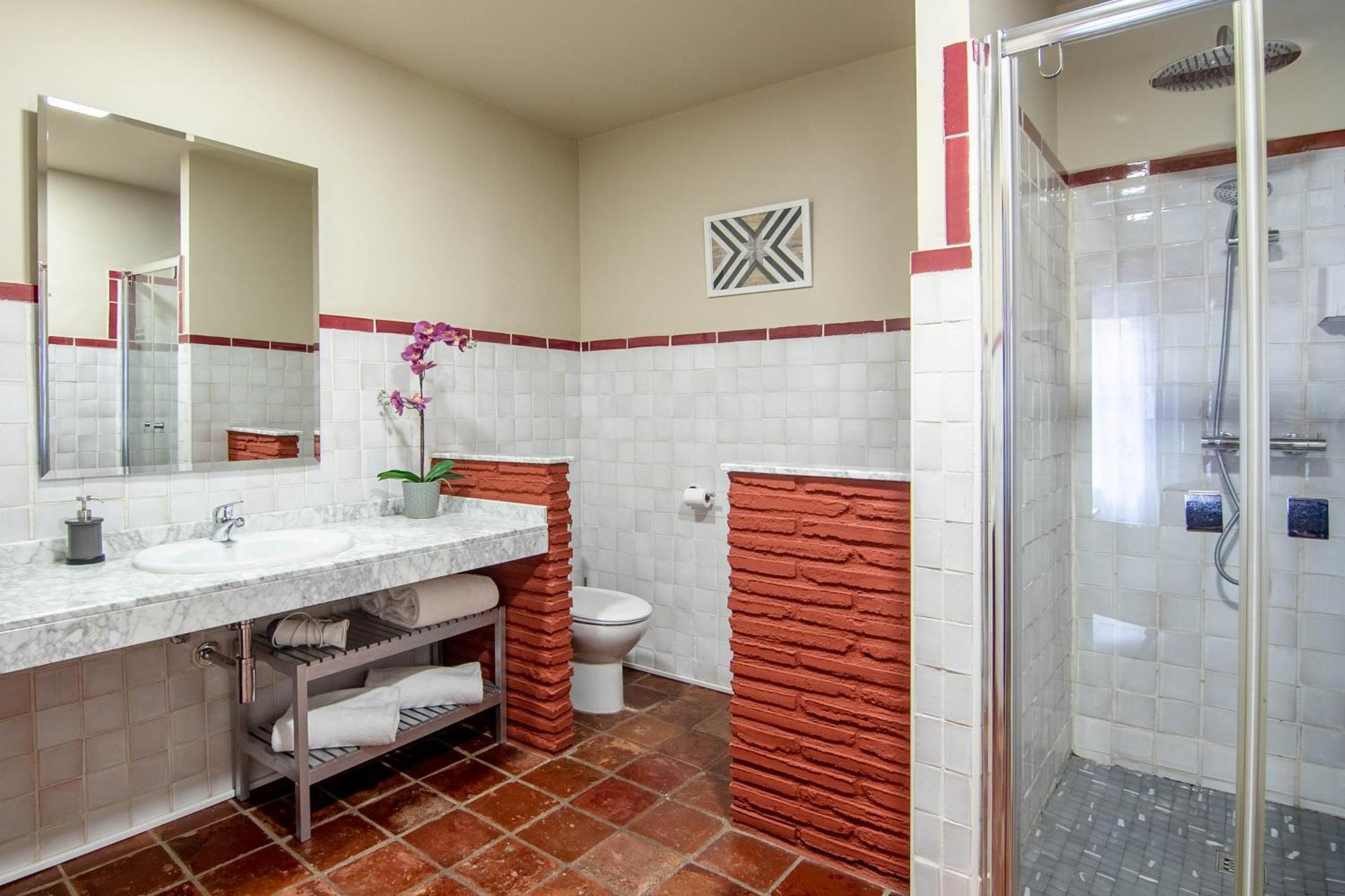 Haro Apartments Luaran gambar